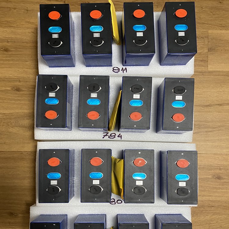 Qishou Lifepo4 105Ah 100Ah 150AH 160AH 3.2V100Ah 150 100 105 Ah Lifo4 Lipo4 3.2 V 3.2V Lifepo 4 50Ah Lifpo4 Lithium Battery Cell - image 5